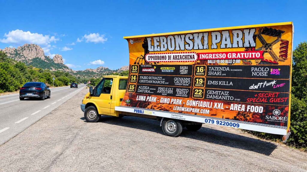 Camion pubblicitario Arzachena Costa Smeralda